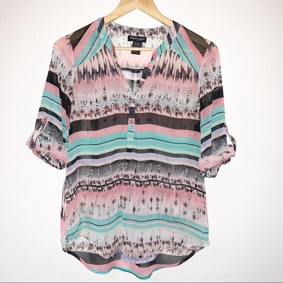 About A Girl Tops - About A Girl Sheer 1/2 Button Geometric Print Top